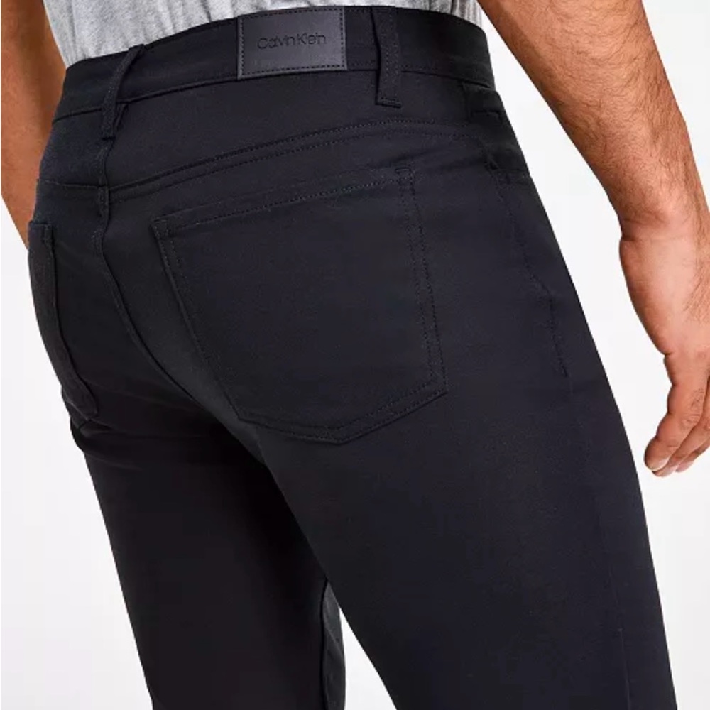 Calvin Klein Men's Slim Fit Infinite Flex Chinos Pants Golf Work Dress Black
